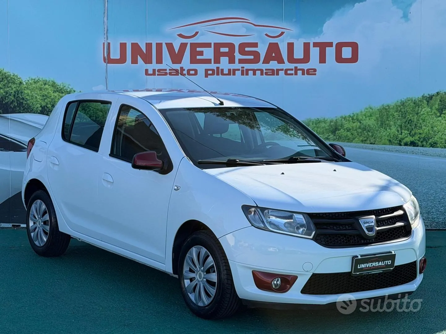 Dacia Sandero 2013 photo 2