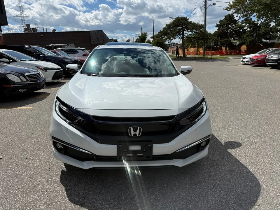 Honda Civic 2019 photo 2