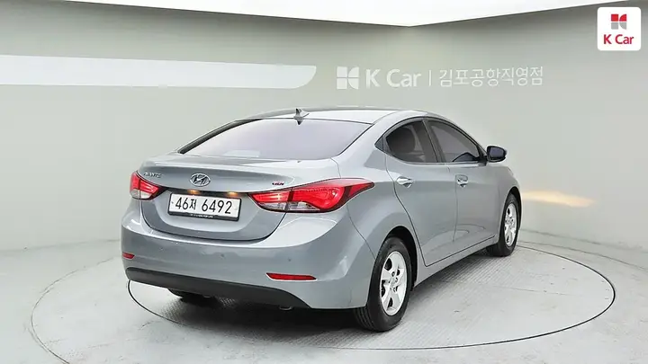 Hyundai Avante 2014 photo 2