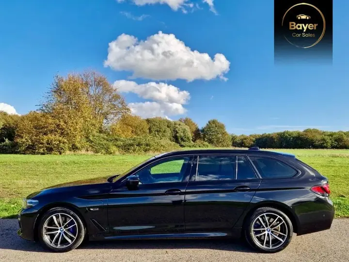 BMW 5 Series 2022 photo 4