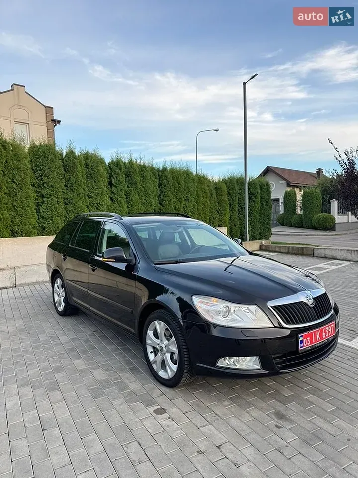 Skoda Octavia 2012 photo 4