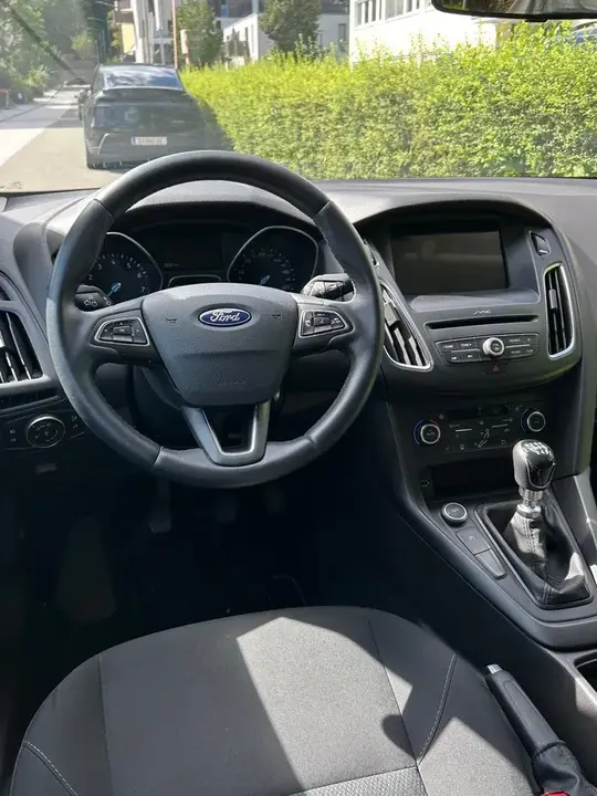 Ford Focus 2018 photo 2