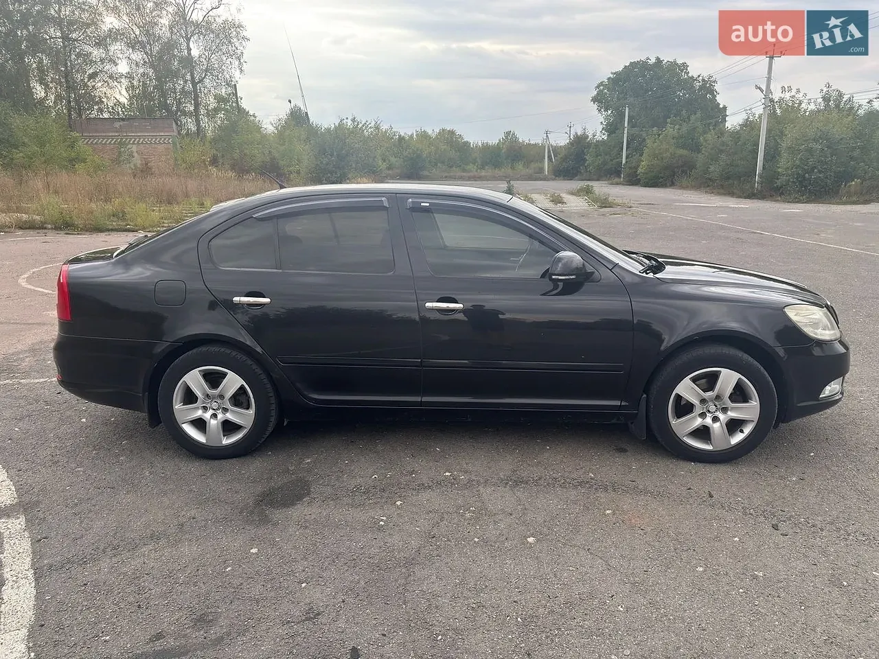 Skoda Octavia 2009 photo 3