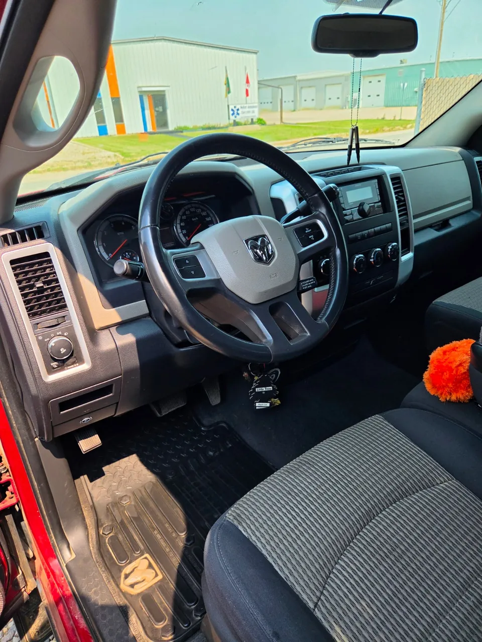 Ram 1500 2011 photo 4