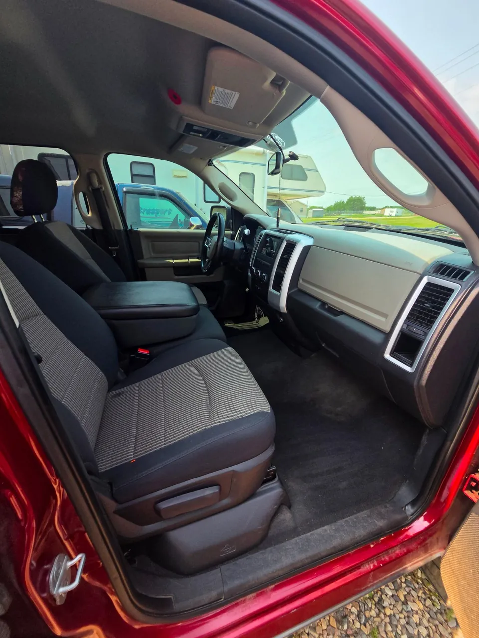 Ram 1500 2011 photo 5