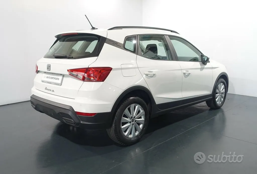 Seat Arona 2024 photo 2
