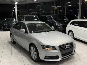 Audi A4 2010 photo 3