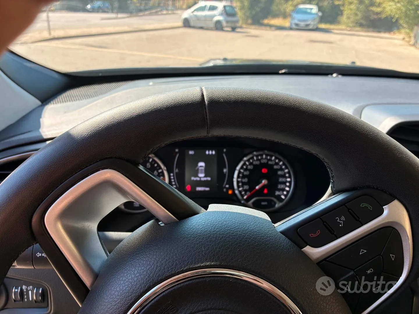 Jeep Renegade 2024 photo 3