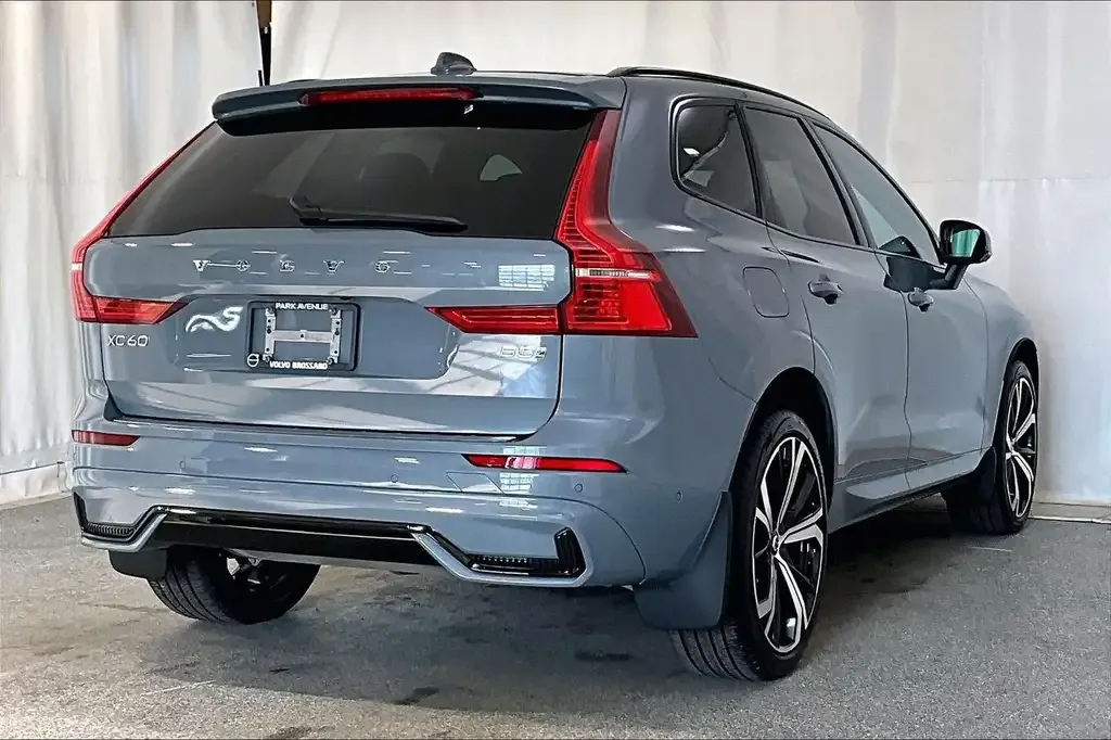 Volvo Xc60 2024 photo 2