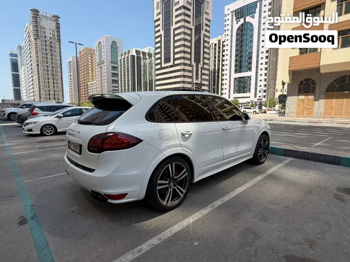 Porsche Cayenne 2013 photo 4