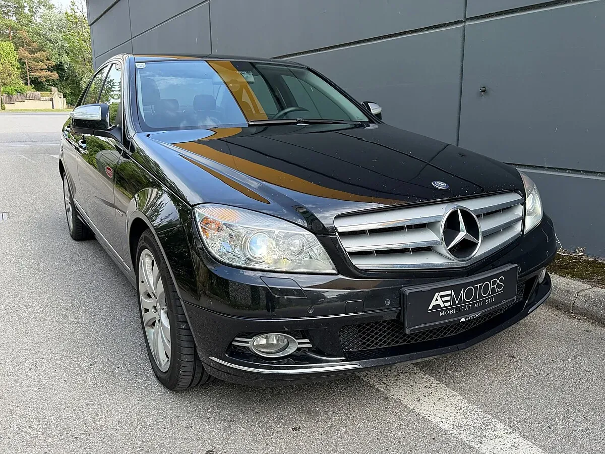 Mercedes-Benz C-Class 2008 photo 2