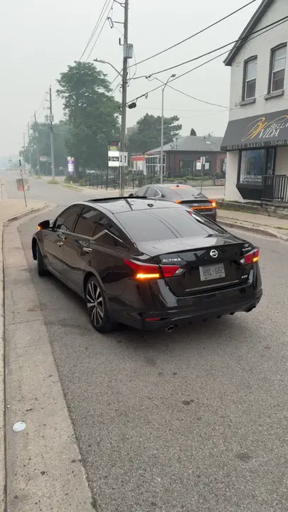 Nissan Altima 2019 photo 2
