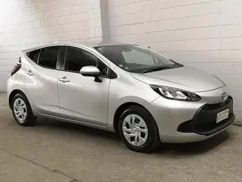 Toyota Aqua 2022 photo 2