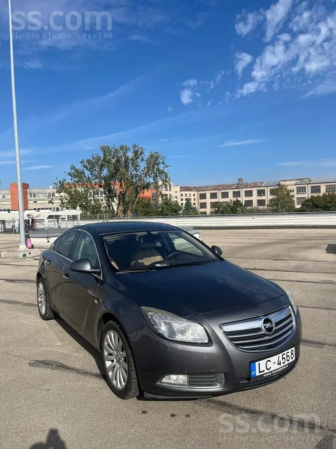 Opel Insignia 2009 photo 2