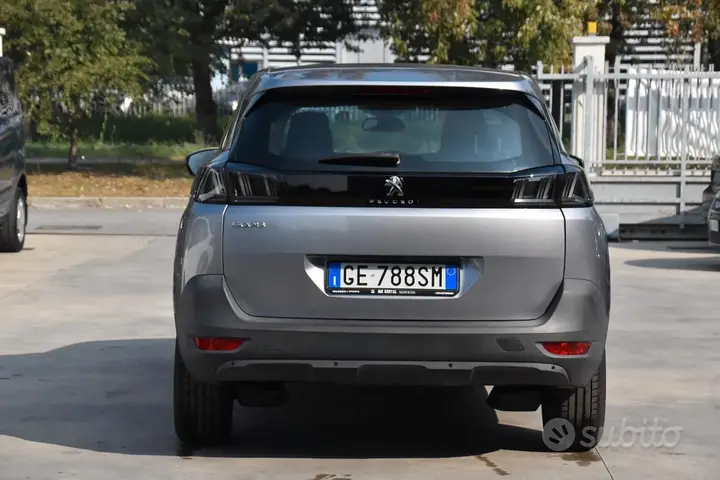 Peugeot 5008 2021 photo 5