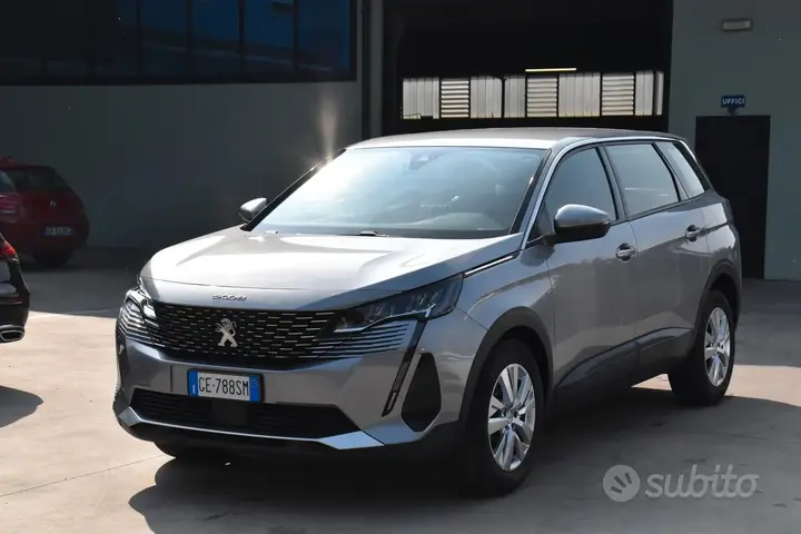 Peugeot 5008 2021 photo 3