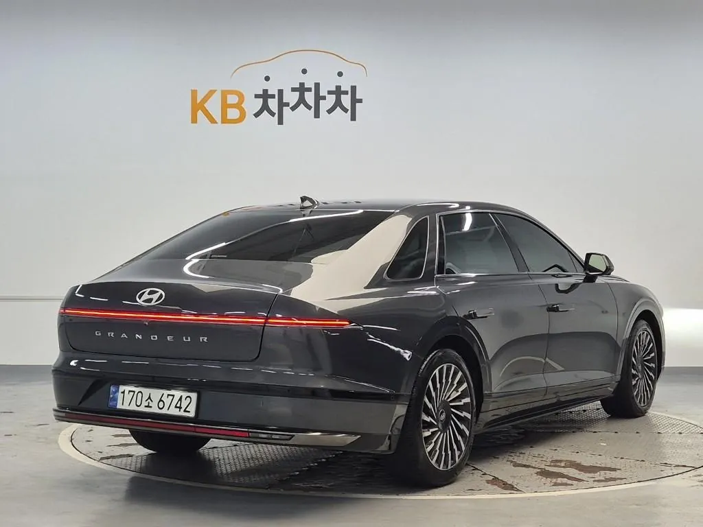 Hyundai Grandeur 2023 photo 3