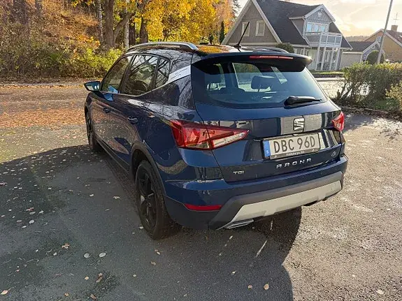 Seat Arona 2019 photo 2