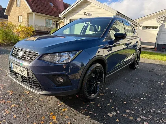 Seat Arona 2019 photo 3