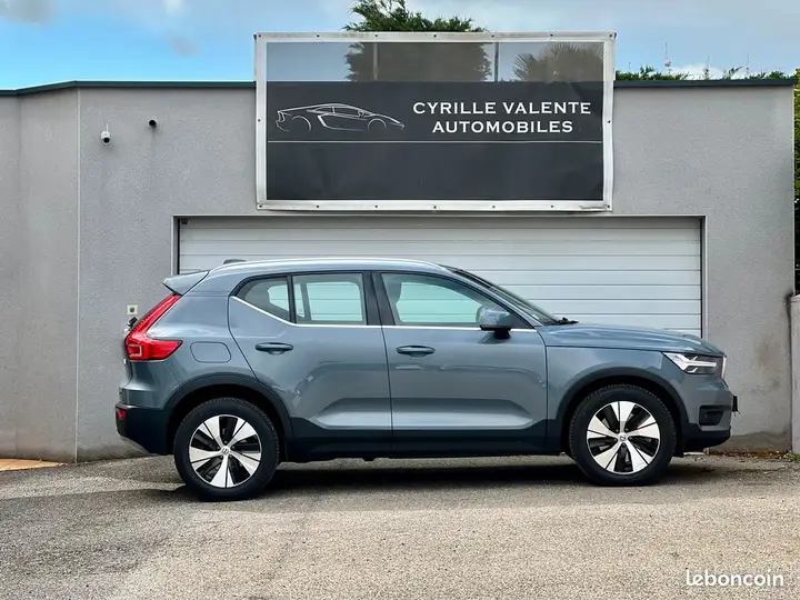 Volvo Xc40 2021 photo 2
