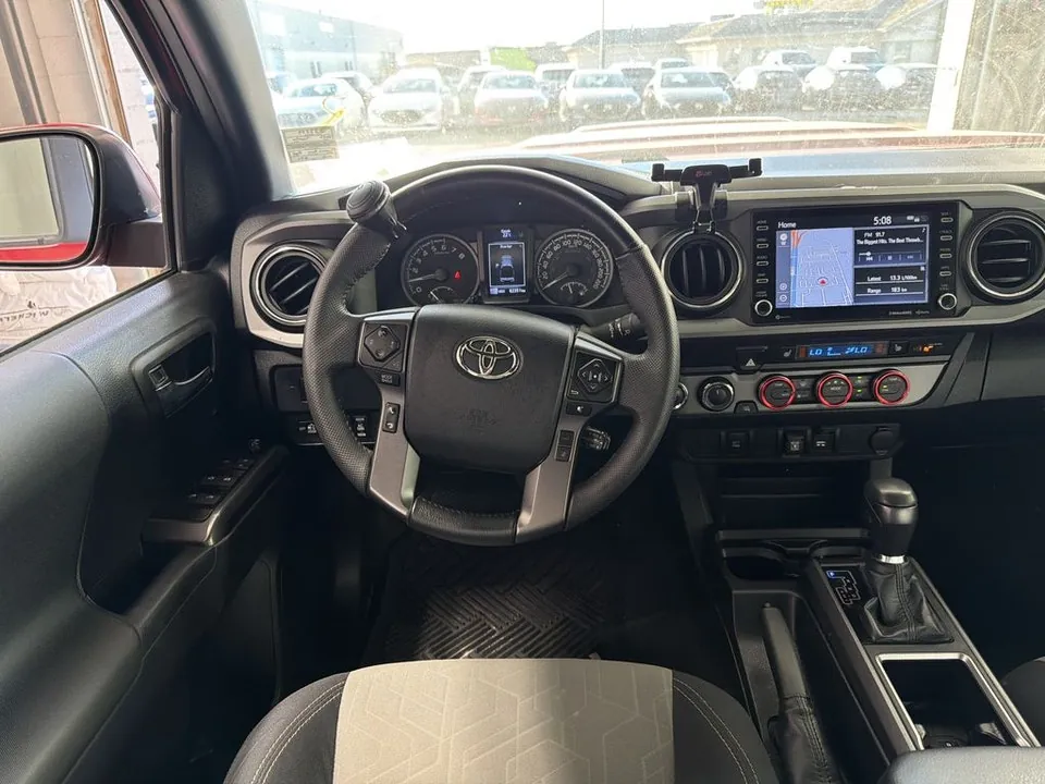 Toyota Tacoma 2023 photo 3