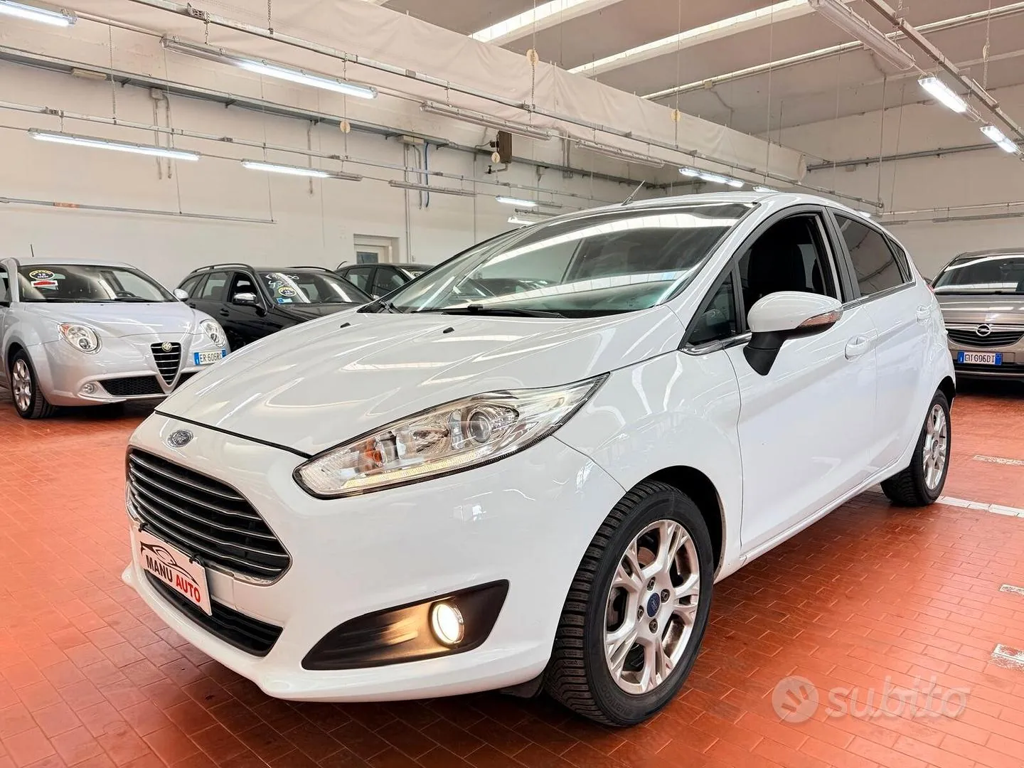 Ford Fiesta 2016 photo 2