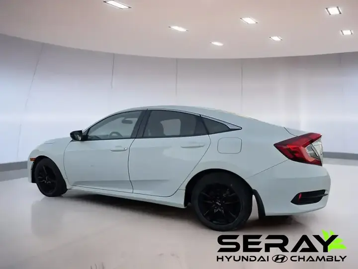 Honda Civic 2016 photo 3