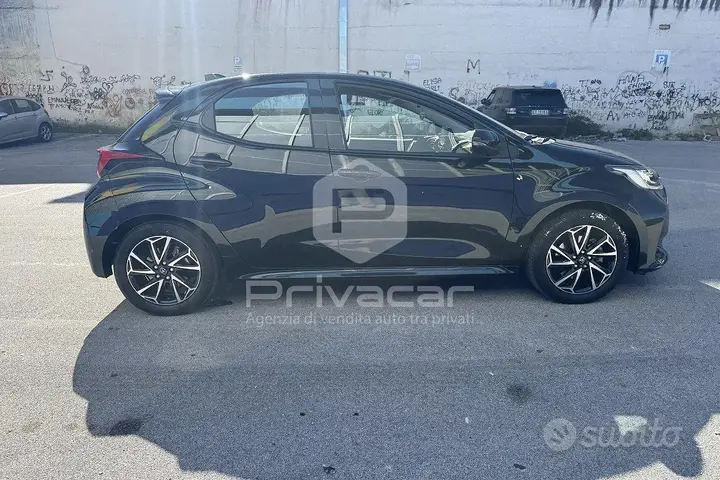 Toyota Yaris 2023 photo 4