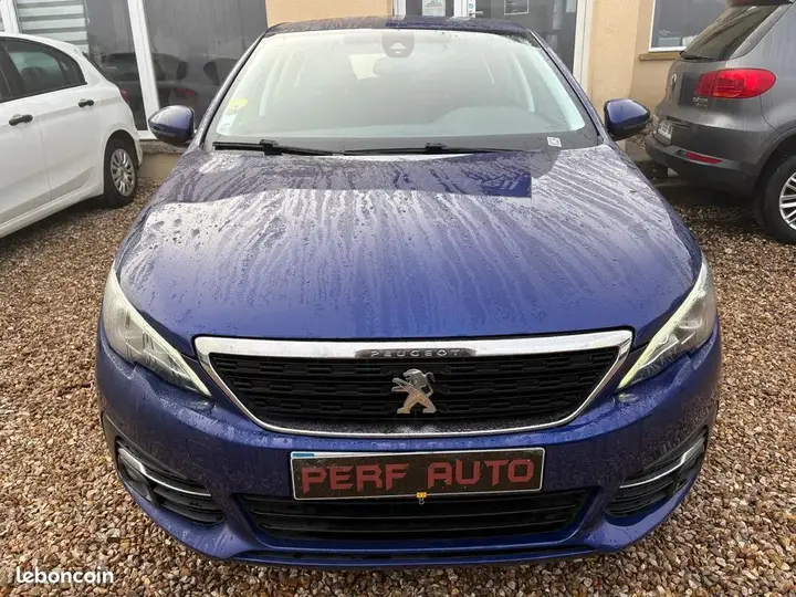 Peugeot 308 2020 photo 2