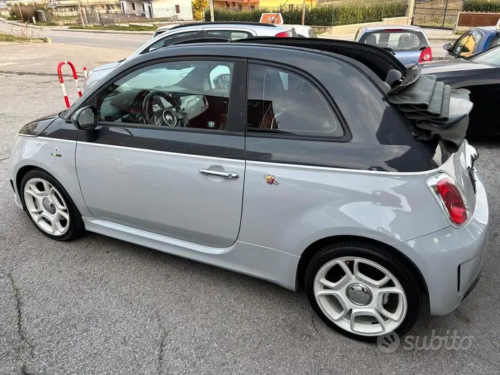 Abarth 500 2011 photo 4