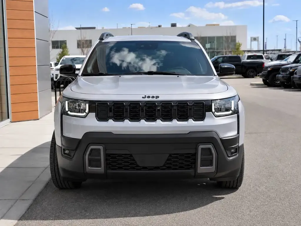 Jeep Cherokee 2026 photo 2