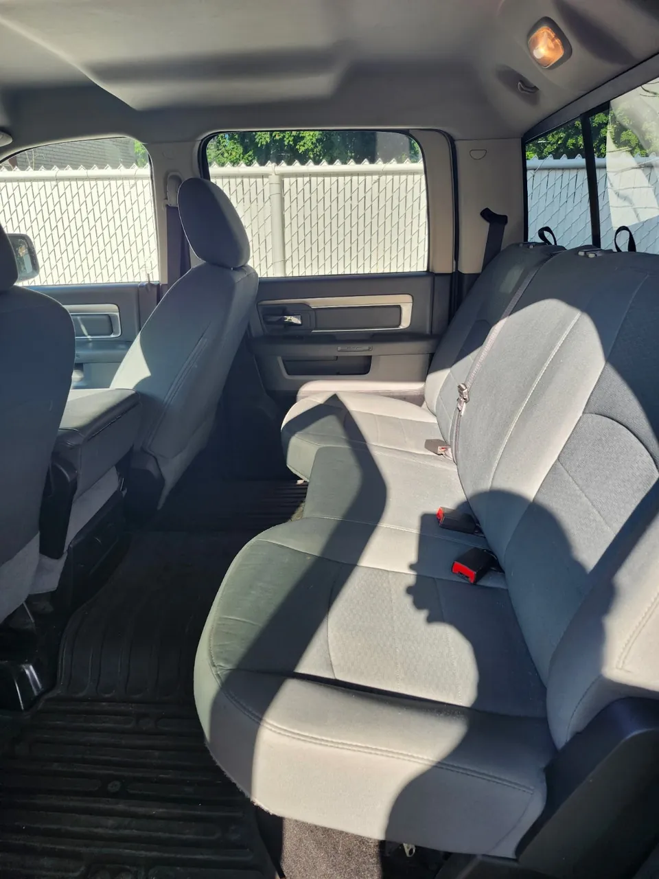 Dodge Ram 1500 2014 photo 4