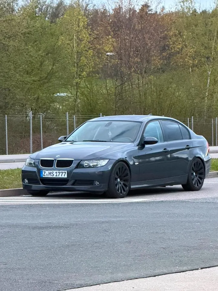 BMW E90