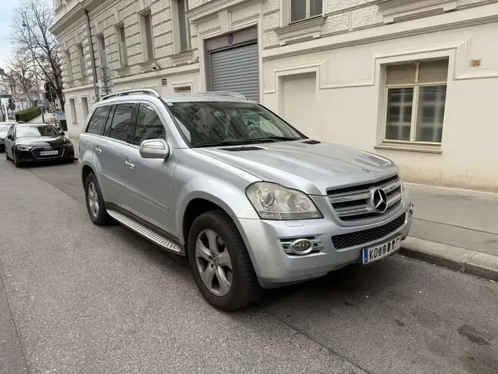 Mercedes-Benz Gl-Class