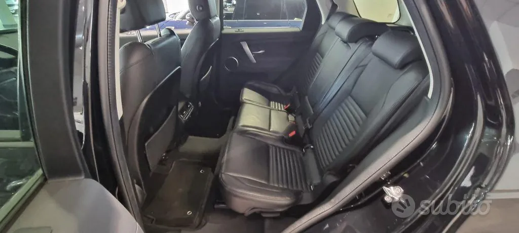 Land Rover Discovery Sport 2019 photo 3