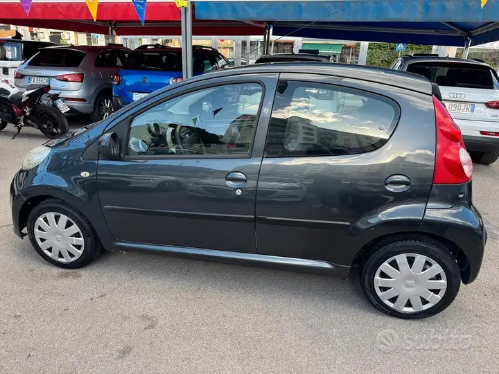 Peugeot 107 2007 photo 5
