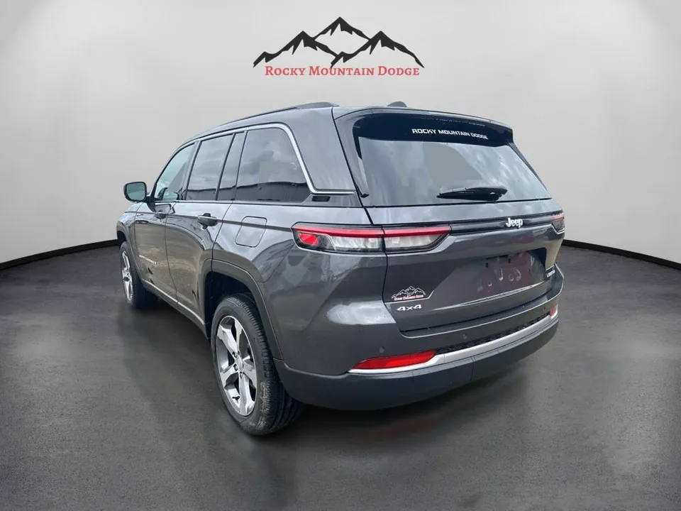 Jeep Grand Cherokee 2026 photo 2