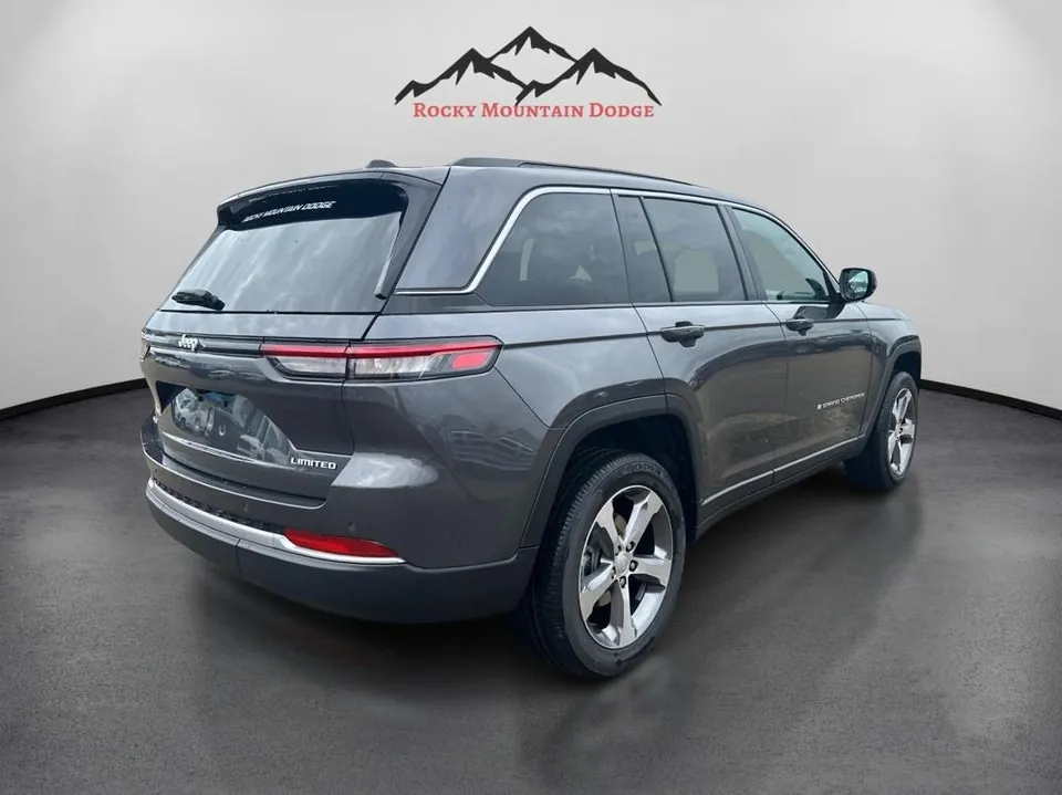 Jeep Grand Cherokee 2026 photo 4