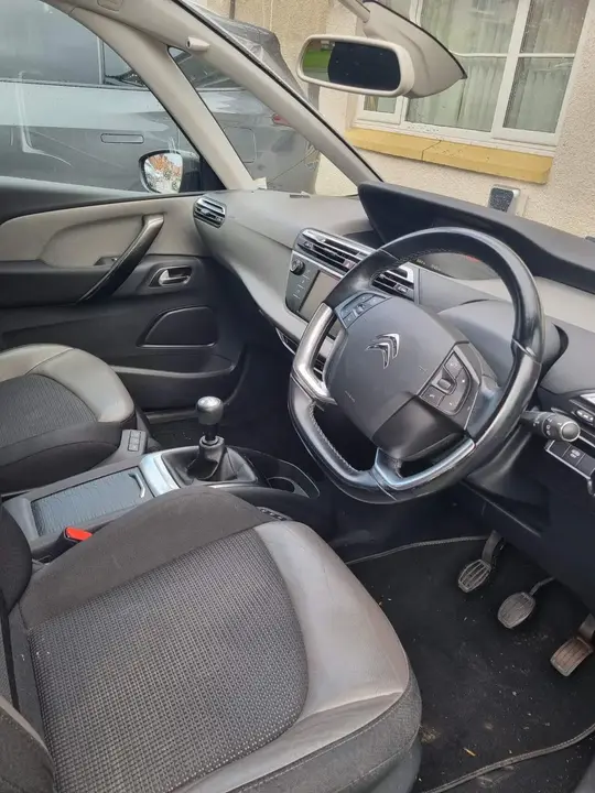 Citroen Grand C4 Picasso 2017 photo 3