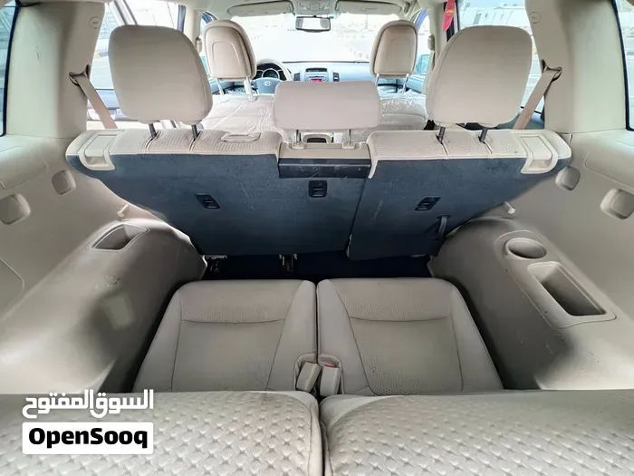 Kia Sorento 2012 photo 4