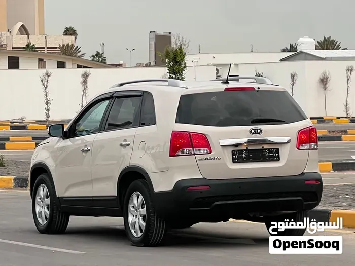 Kia Sorento 2012 photo 3
