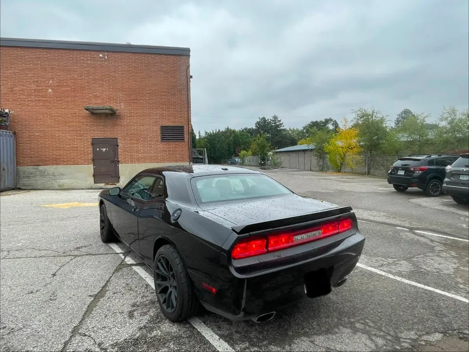 Dodge Challenger 2010 photo 5