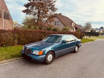 Mercedes-Benz W140