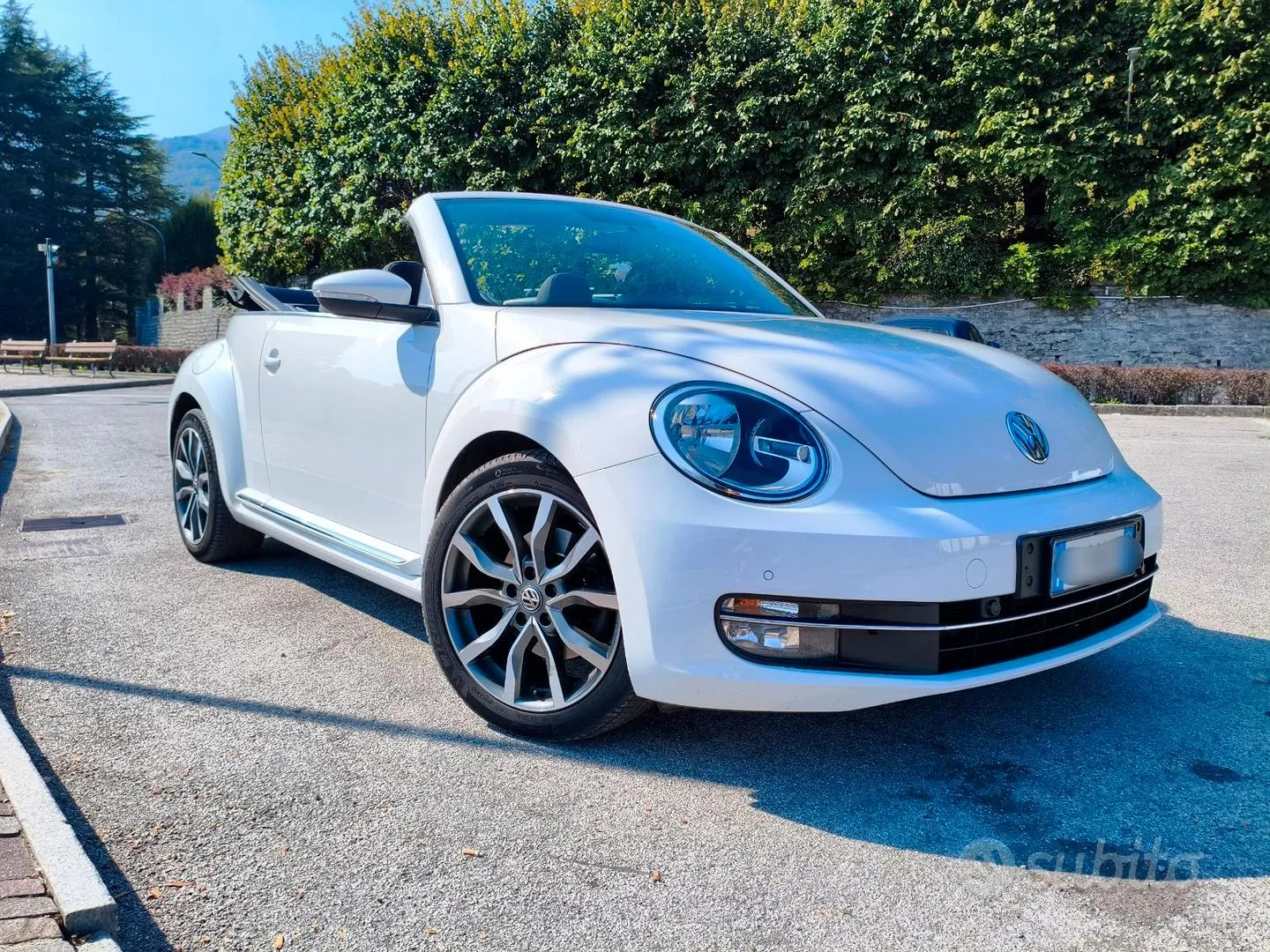 Volkswagen Maggiolino Cabrio 2014 photo 2