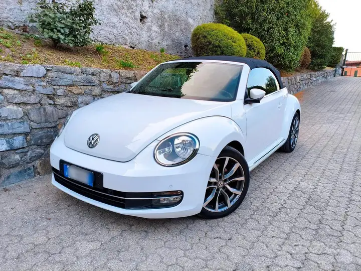 Volkswagen Maggiolino Cabrio