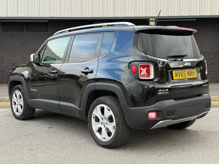 Jeep Renegade 2015 photo 4