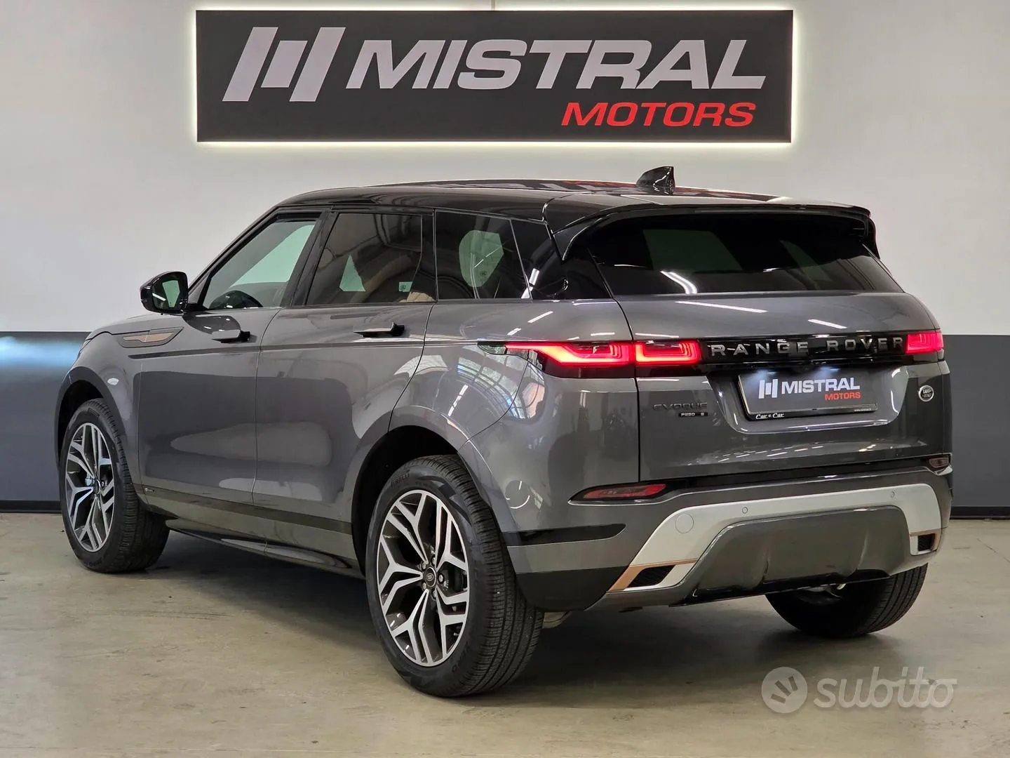 Land Rover Range Rover Evoque 2019 photo 3