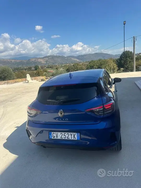 Renault Clio 2024 photo 4