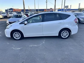Toyota Prius 2015 photo 5