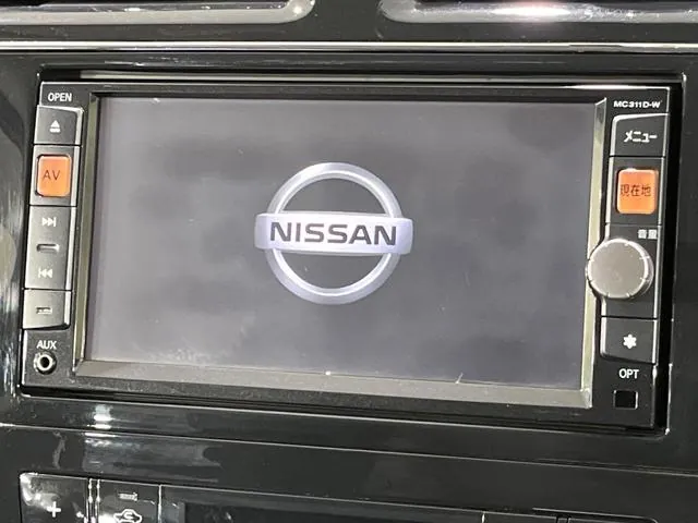 Nissan Safari 2012 photo 4